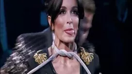 Gangbang frénésie QG ...