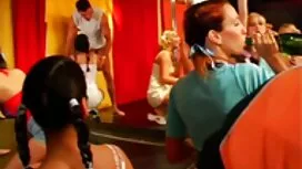 Belle rousse, super  ...